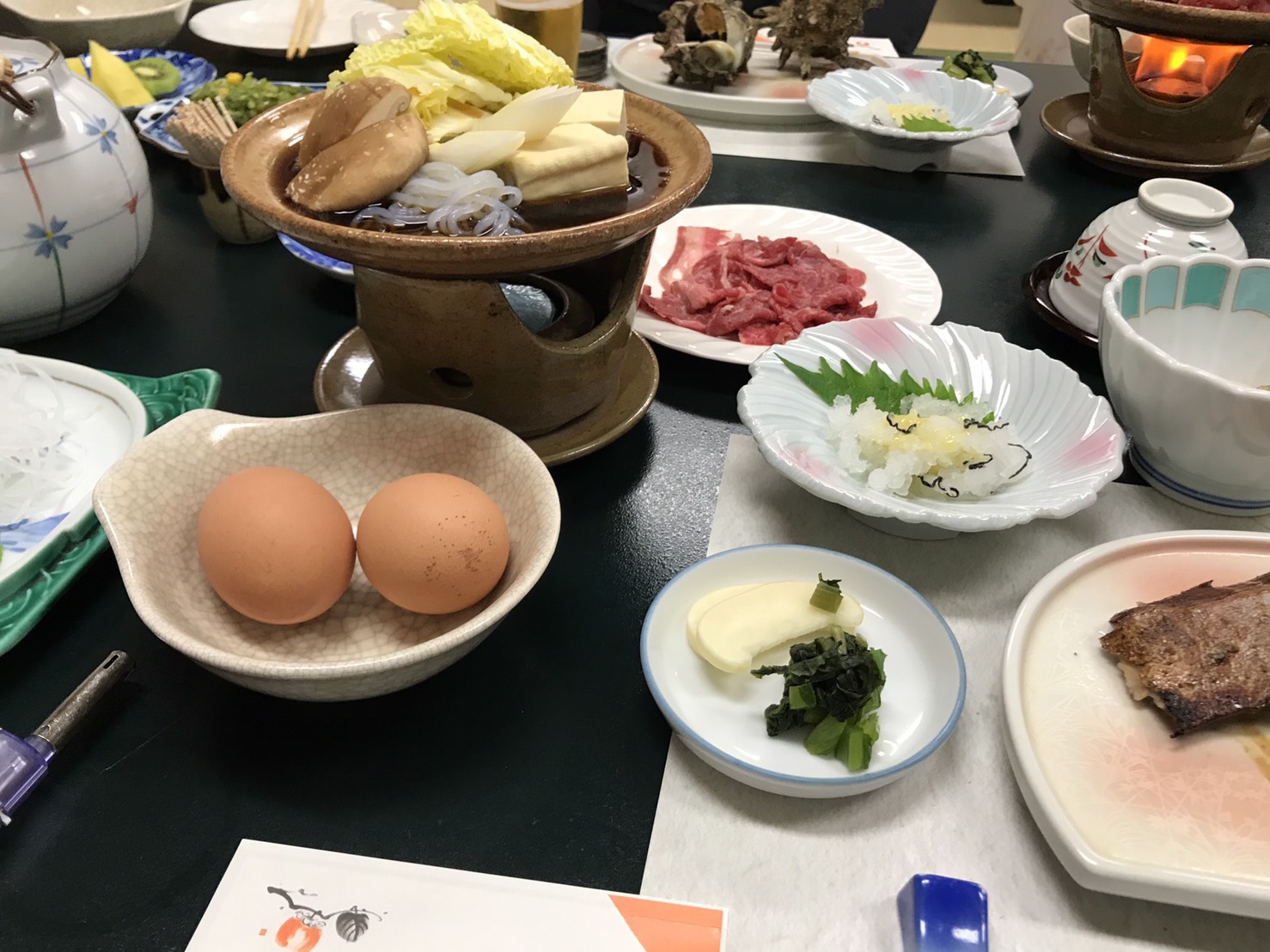 民宿エビ屋(若松町)に並ぶ料理